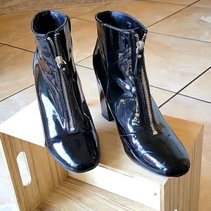 Tahari Patent Starly Booties